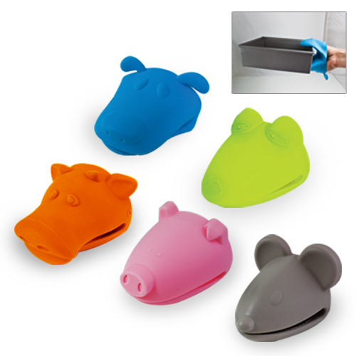 Silicone animal-shaped door stoppers in various colors.